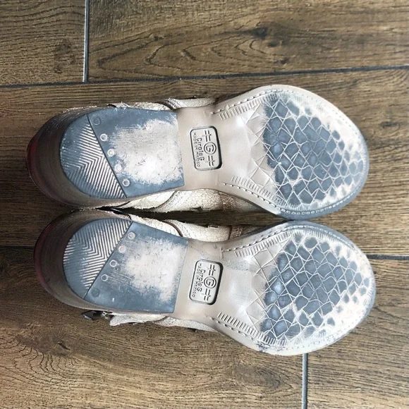 Circle G Ankle Booties - Picture 10 of 12